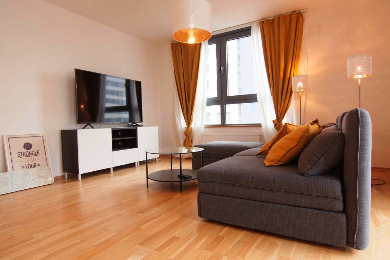 Entire apartment, Apollo Apartment - Key-Box - Free Parking in Bratislava, Bratislava region