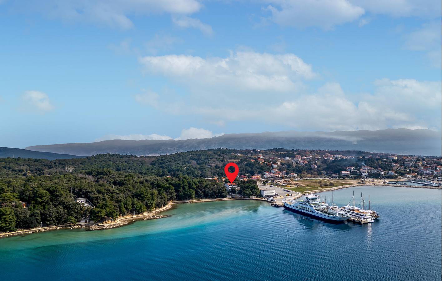 Ganze Ferienwohnung, Gemütliche Ferienwohnung mit Terrasse, WLAN und Parkplatz in der Nähe des Strandes Rajska Plaža in Lopar, Rab