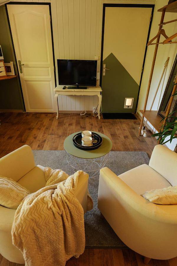 King Room with Garden View in Villeneuve-lès-Avignon, Région de Nîmes