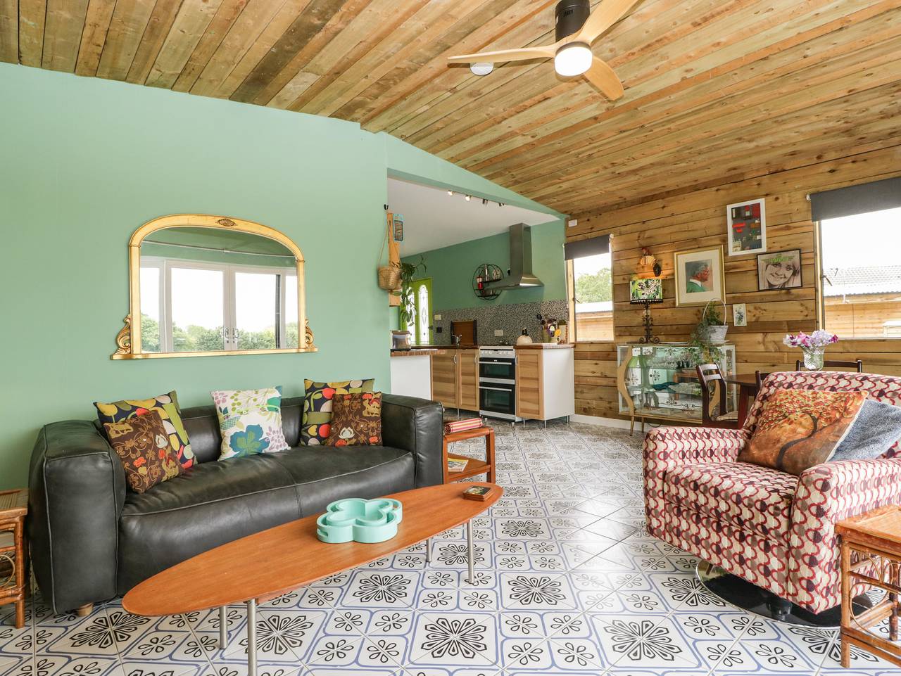 Lulu Logs in North Somerset