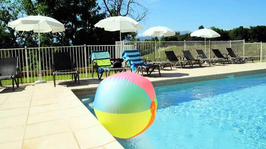 Location de vacances pour 3 personnes, avec sauna, animaux acceptés à Biot
