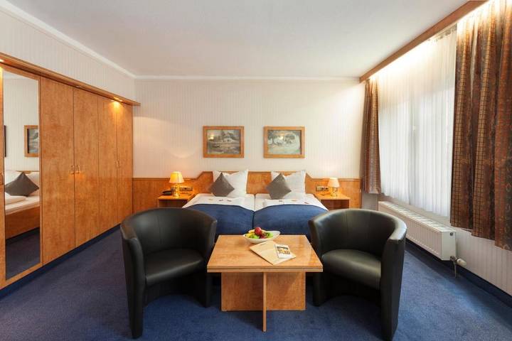 Hôtel pour 4 personnes, avec terrasse et jardin à Krefeld - 3