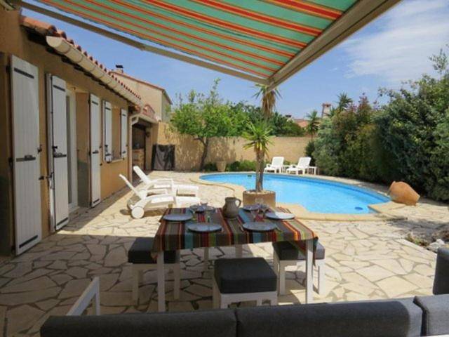 Location de vacances pour 6 personnes, avec piscine et terrasse à Saint-Estève - 2