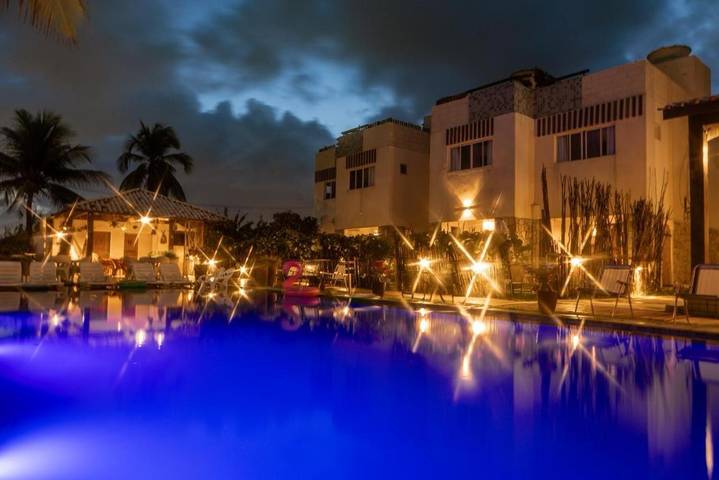 Casas e apartamentos de temporada para 4 pessoas, com piscina e vista e ainda jardim and terraço, com animais de estimação em Cabo de Santo Agostinho