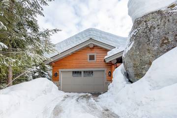 Chalet for 10 Guests in Whistler, Whistler Blackcomb, Picture 1