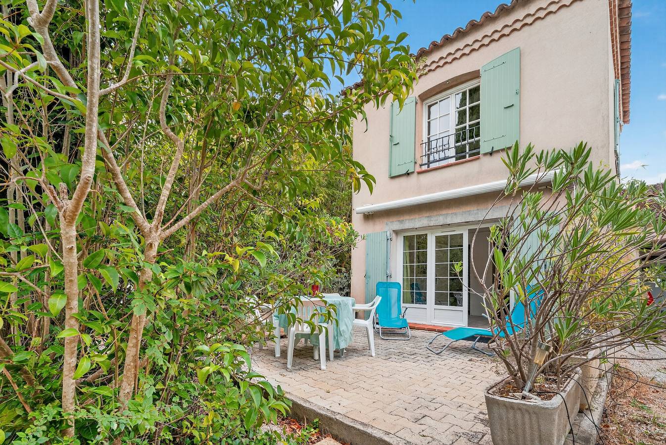 Estudio entero, Var Hyères Estudio junto al mar con Jardín Común, Balcón y Aire Acondicionado in La Garde, Region de Toulon