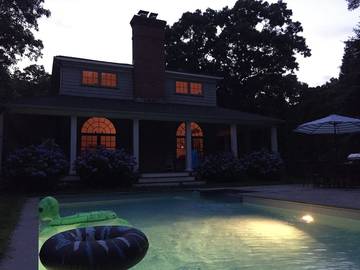 Vacation Home for 8 Guests in Springs, North Fork, Picture 2