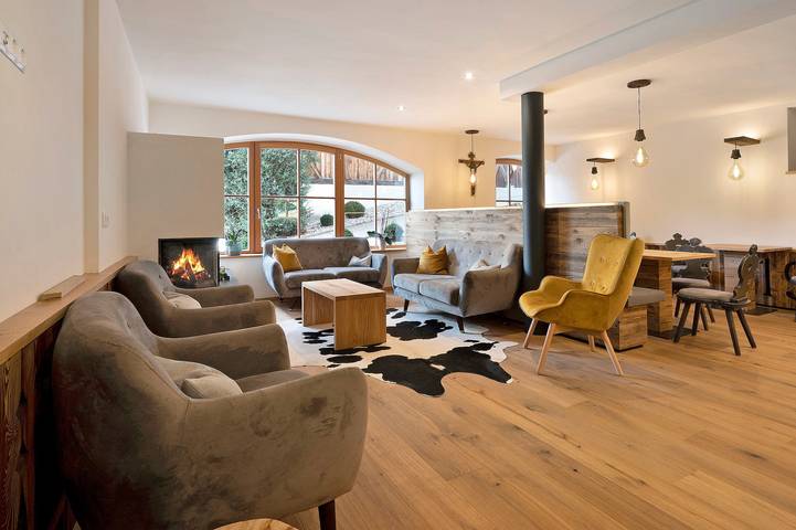 Ganze Wohnung, Ferienwohnung "Leierhof Olivia" mit Bergblick, Wlan, Balkon & Garten in Gifen, Rodeneck