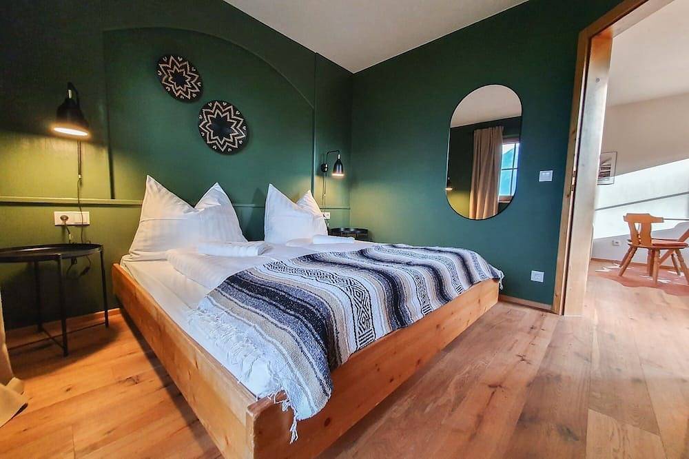 Ganze Wohnung, Alpenflair Apartment mit Balkon - inkl Parkplatz #4 in Stubaier Alpen, Götzens