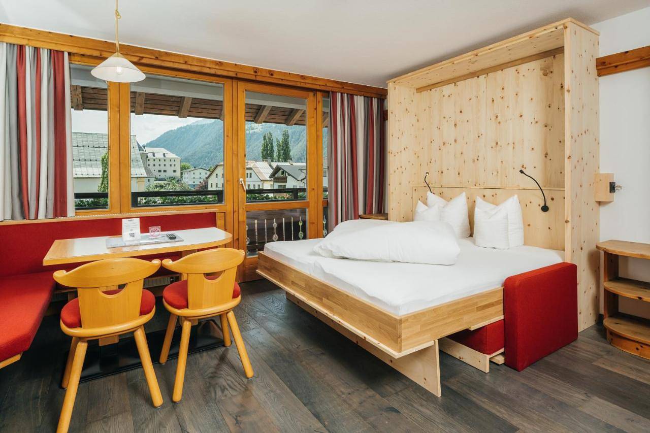 Geheel appartement, Ferienresidenz Raich - Appartements mit Sky Wellness und Garten in Glockturmkamm, Ried im Oberinntal