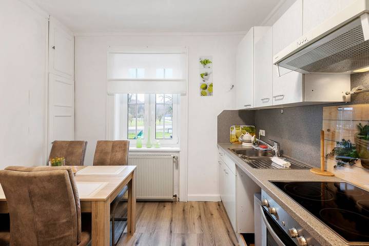 Ferienhaus für 10 Personen, mit Garten und Balkon sowie Seeblick in Rheinland-Pfalz - 3