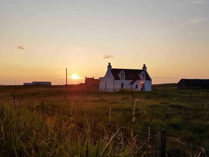 Holiday rental for 5 people, with Terrace and Garden as well as Lake view and View on North Uist