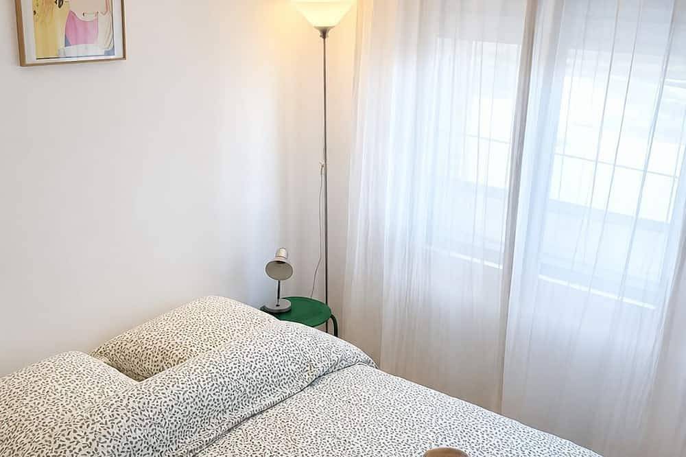 Appartement entier, Epsilona, Paris 13 à 2 min. Balcon + Parking in Le Kremlin-Bicêtre, Val-de-Marne