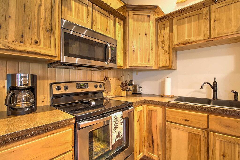 Gemütliche Ferryville Hütte mit Veranda in der Nähe von Angeln! in Crawford County (WI)