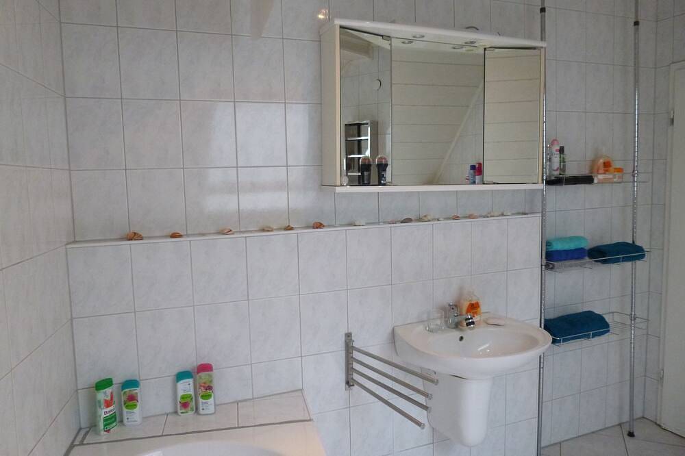 Ganze Wohnung, Fix-Familiär schöne Ferienwohnung in Schönau (Pfalz), Landkreis Südwestpfalz