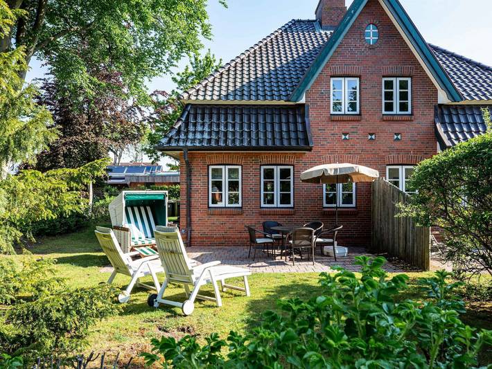 Ferienhaus für 4 Personen, mit Meerblick und Pool sowie Sauna und Garten, mit Haustier an der Nordsee