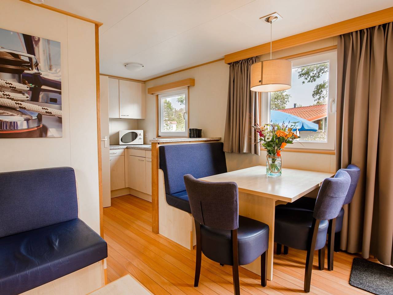 Chalet by the Water in Leukermeer in Bergen (Limburg), De Maasduinen National Park