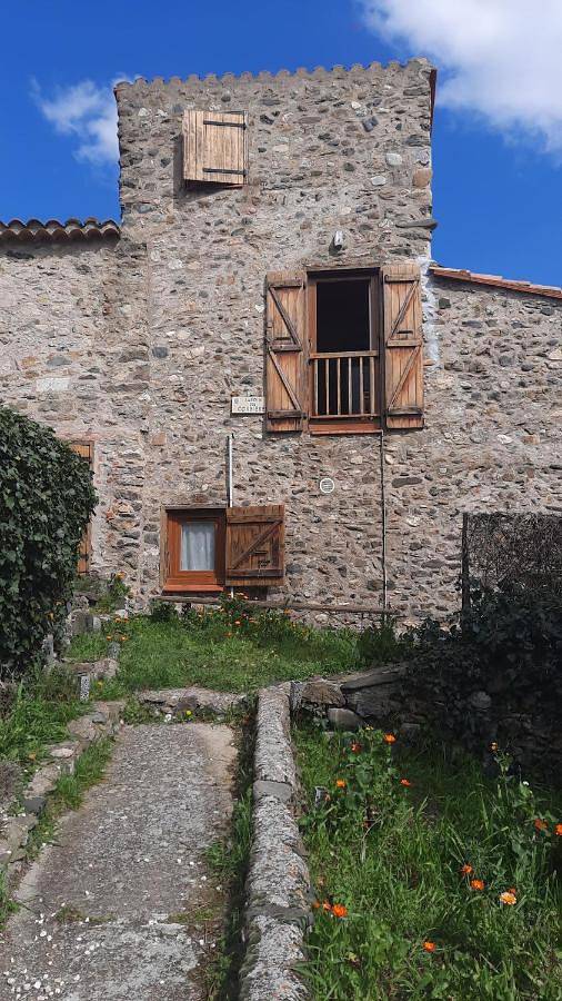Location de vacances pour 6 personnes, avec jardin et vue à Caudiès-de-Fenouillèdes - 2