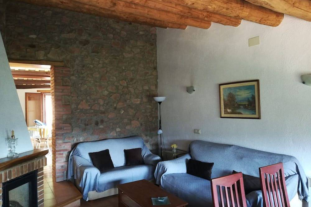 Casita rural con piscina y barbacoa en Arbúcies, Montseny in Arbucias, Parque natural del Montseny