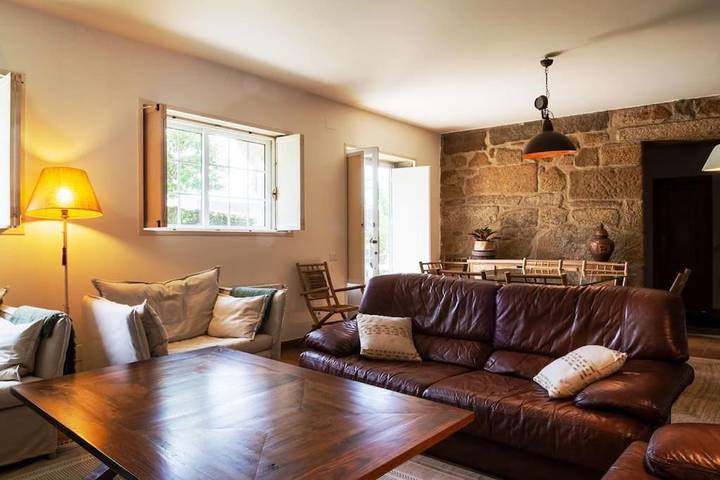 Casa rural para 10 personas, con terraza además de jardín y vistas en Morrazo - 4