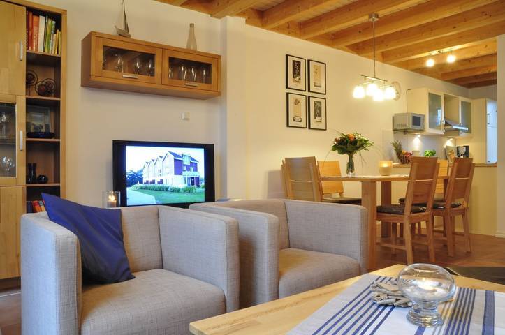 Ferienhaus für 6 Personen, mit Ausblick und Balkon sowie Sauna in Schillig - 3