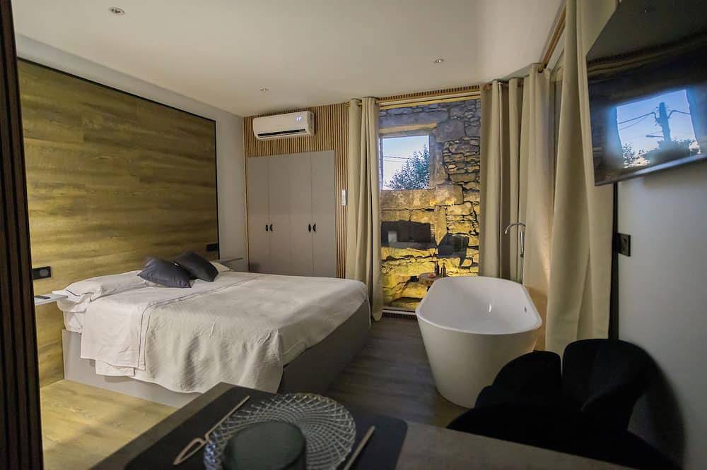 As Alvarizas (Ancares Cabin) in Moraña, Pontevedra Province