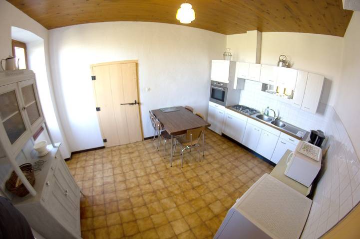 Gîte pour 6 personnes, avec jardin et terrasse, animaux acceptés à Saint-Remèze - 4