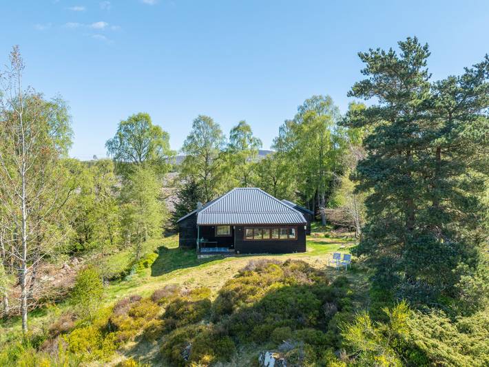 Chalet for 4 people, with garden and view in Scotland