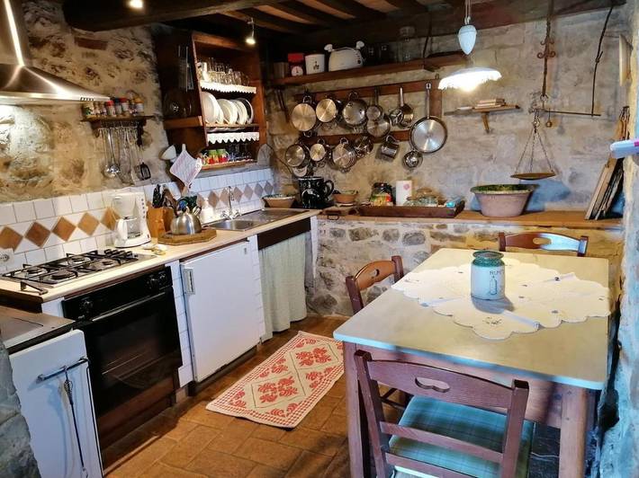 Location de vacances pour 4 personnes, avec piscine ainsi que jardin et jacuzzi à Campiglia d'Orcia - 3