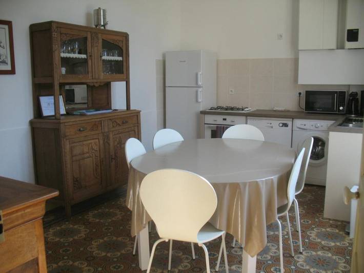 Location de vacances pour 6 personnes, avec jardin et terrasse à Ligny-le-Châtel - 2