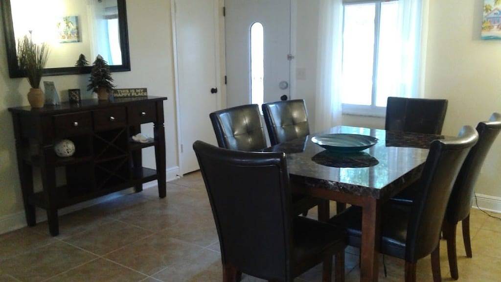 3 Schlafzimmer 2 Badezimmer Haus Nur 8 Minuten Fahrt zum schönen Indian Shores Beach in Largo, Pinellas County