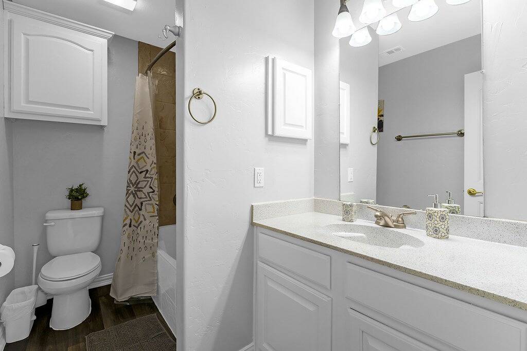 Ganze Wohnung, Family Friendly 2bdrm-Walk To At&t/Cowboys Stadium in Arlington, Tarrant County