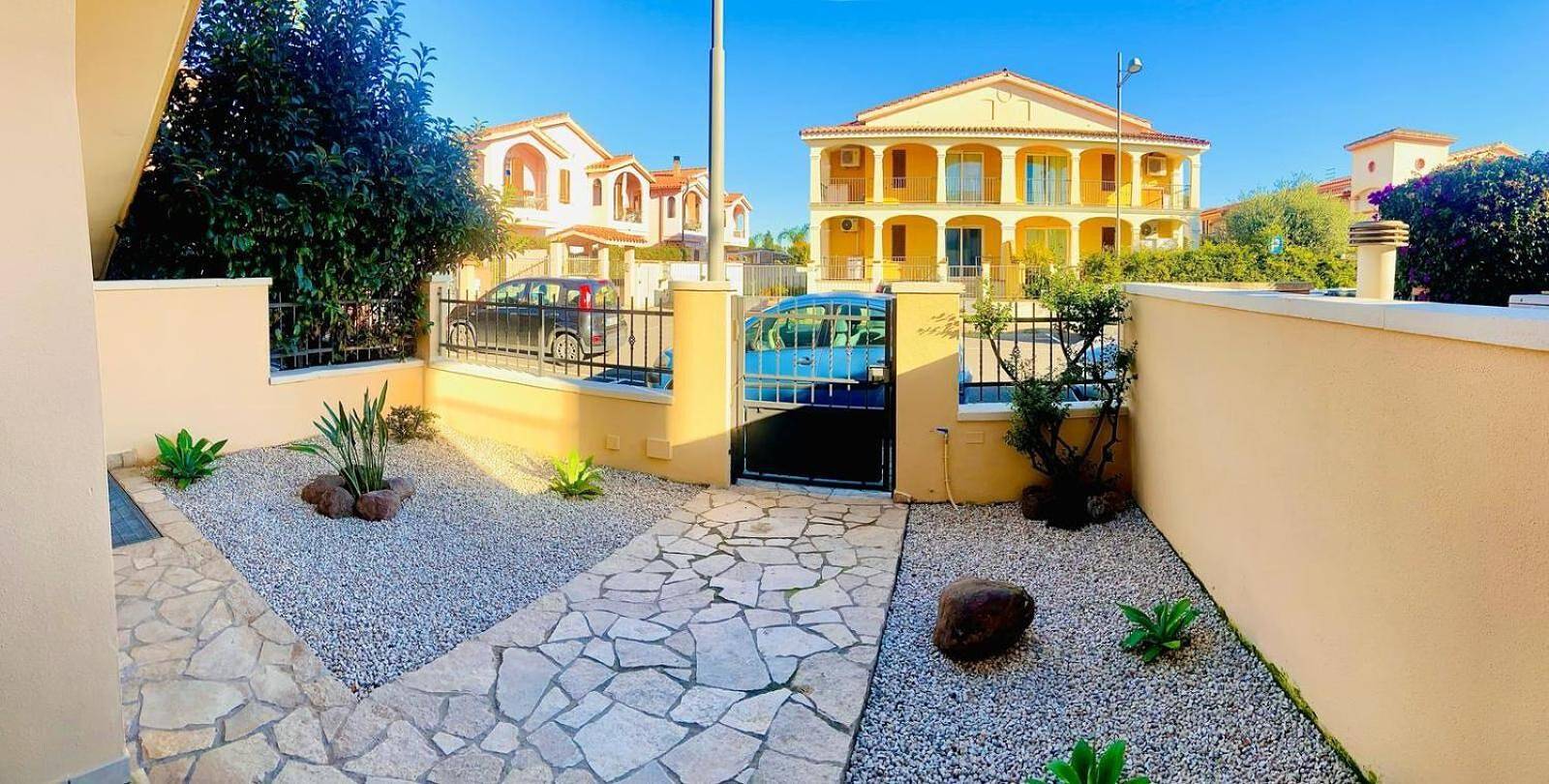 Ganze Wohnung, Ferienwohnung Queen's House – Modernes Apartment in Pula, Sardinien in Pula (Italien), Pula und Umgebung