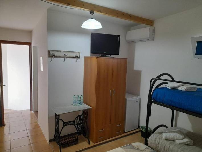 Chambre d’hôte pour 3 personnes, avec jardin, animaux acceptés à Parabita - 3