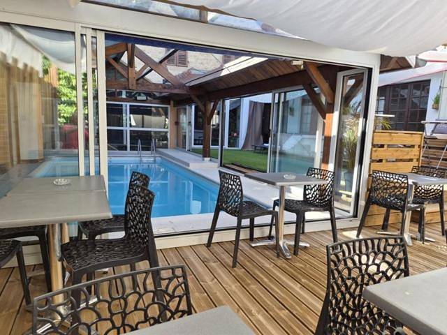Hotel para 2 personas, con piscina además de terraza y sauna - 1
