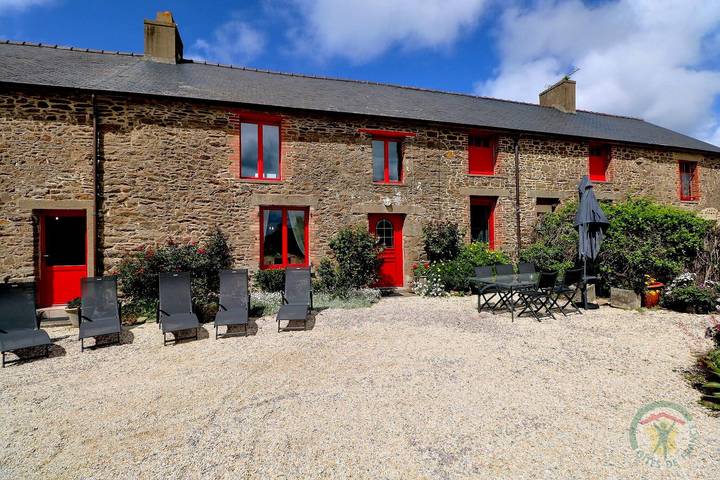 Gîte pour 5 personnes, avec jardin à Saint-Coulomb - 3