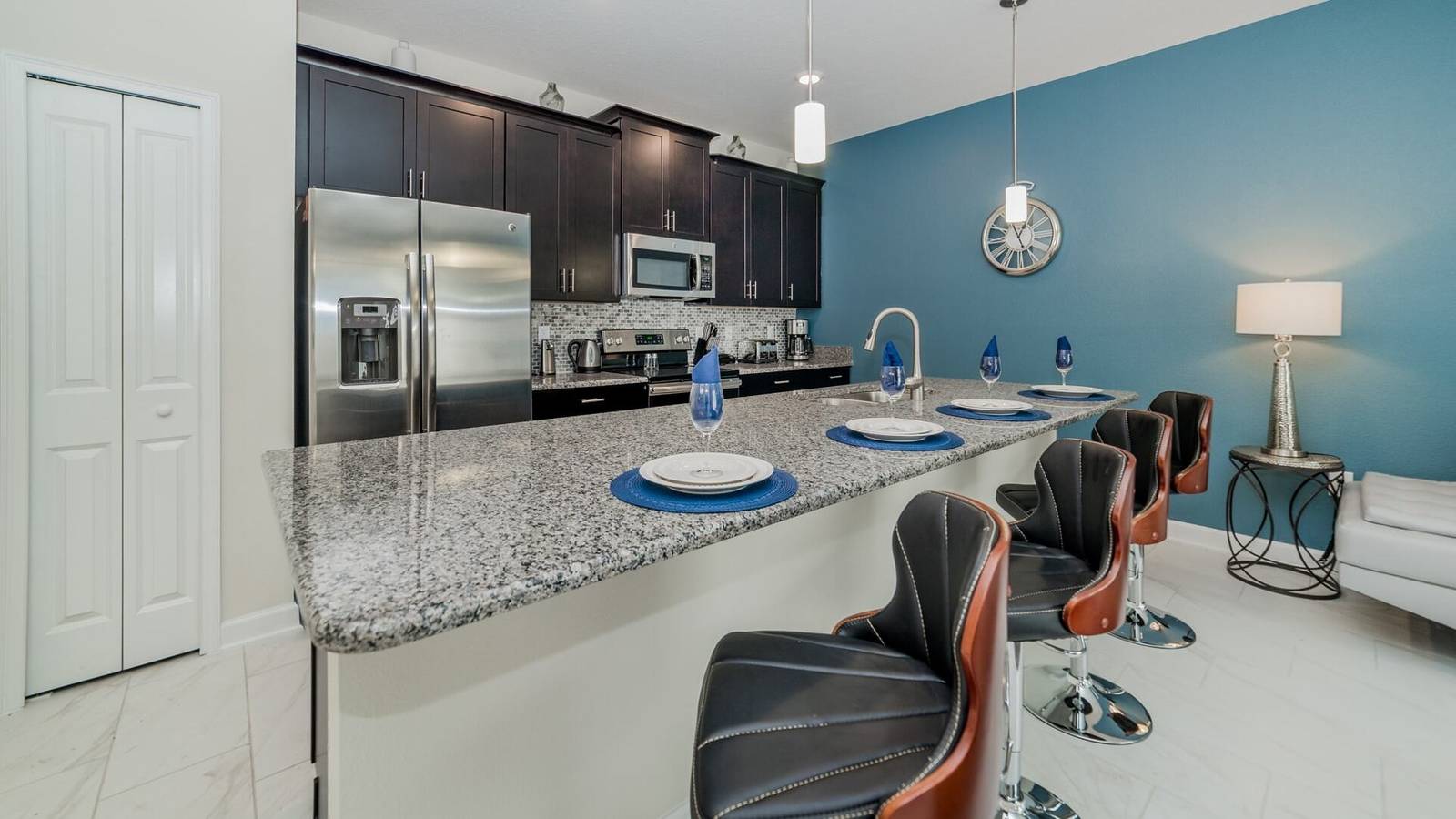 Beautiful Townhome with first class amenities on Storey Lake Resort, Orlando Townhome 4897 in Condado de Osceola
