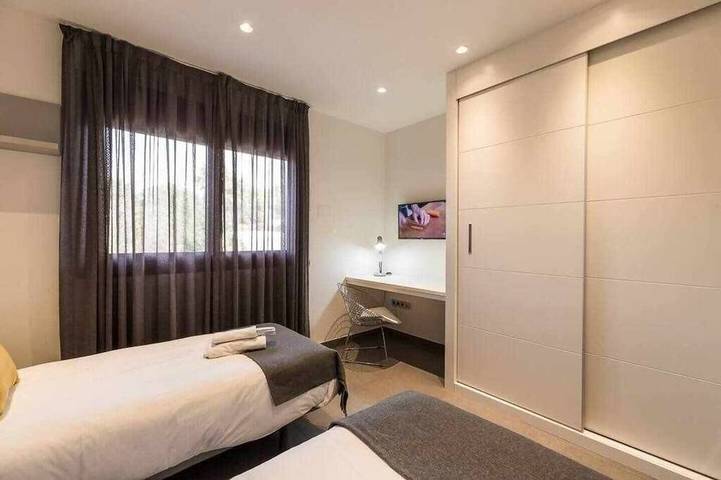 Can Emyla new modern villa with gym 5´from Pacha in Cap Martinet, Santa Eulària des Riu