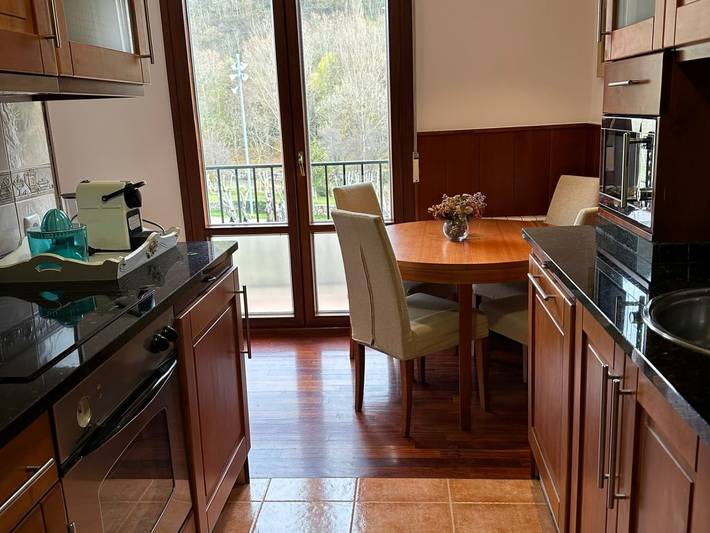 Ganze Ferienwohnung, Gemütliche Ferienwohnung mit Pool und Küche in der Nähe des Stadtzentrums von Ezcaray in Ezcaray, Valdezcaray