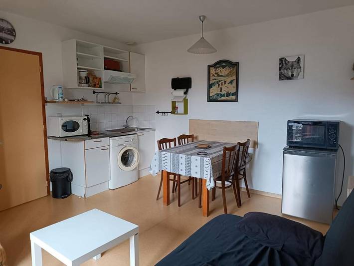 Gîte pour 4 personnes, avec piscine et bassin pour enfant ainsi que balcon et vue à Ignaux - 4