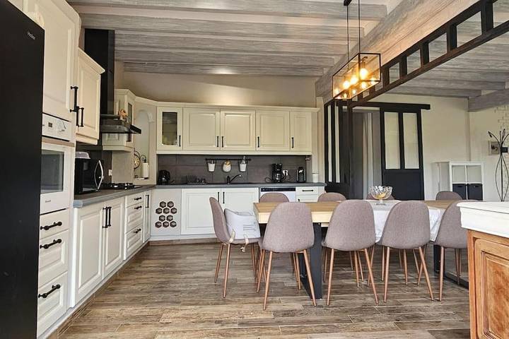 Location de vacances pour 10 personnes, avec piscine et jardin, animaux acceptés à Gras - 4