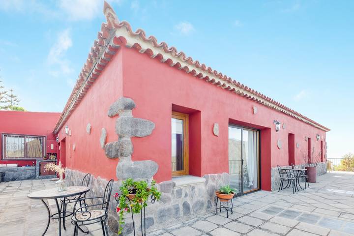 Entire apartment, Beautiful Studio Apartment “Estudio Verode” with Mountain View in Arona, South Tenerife