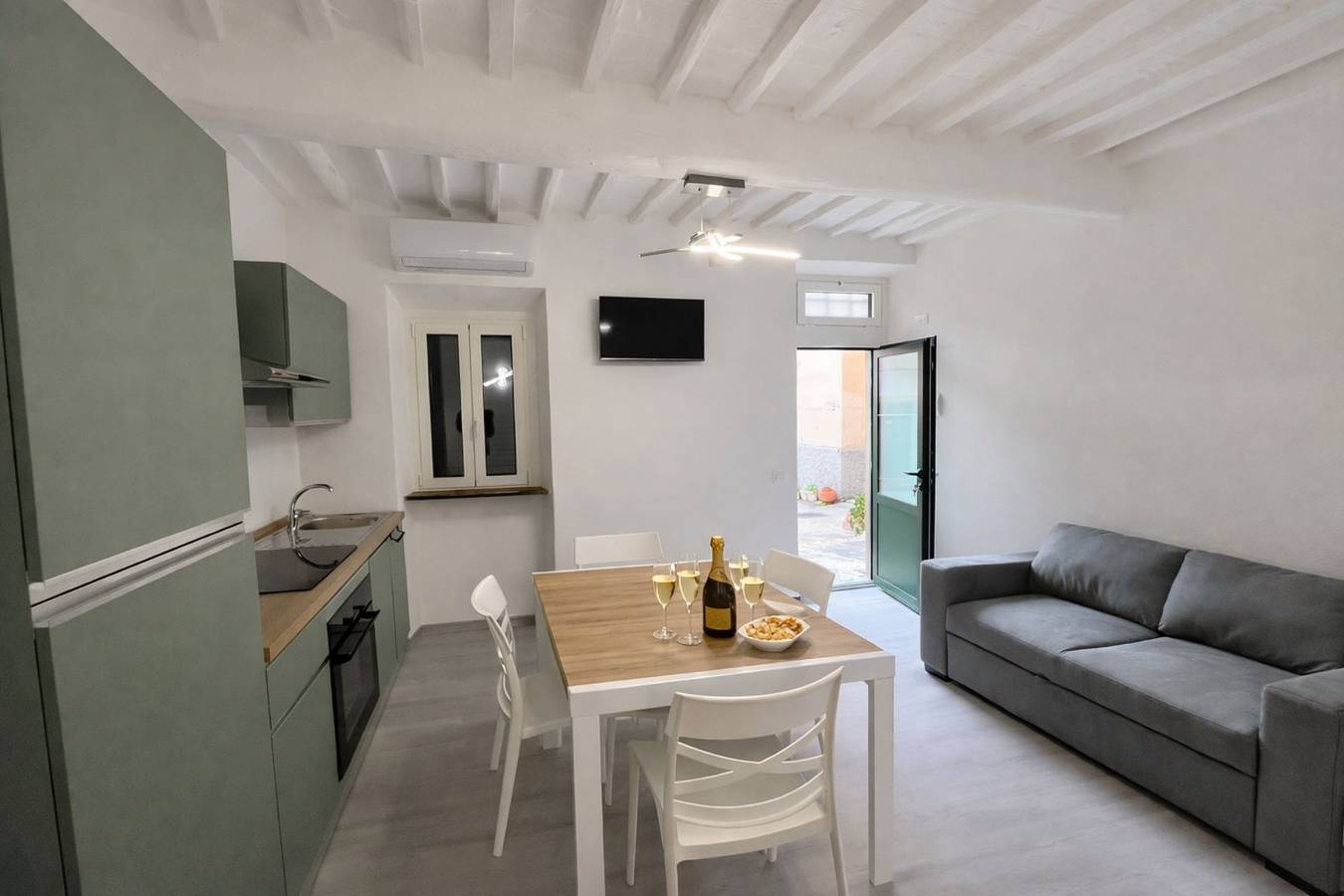 Apartamento vacacional entero, Suites Piazzetta Pagliai - Suite Corallo Dx nel centro storico di Portoferraio in Portoferraio, Archipiélago Toscano