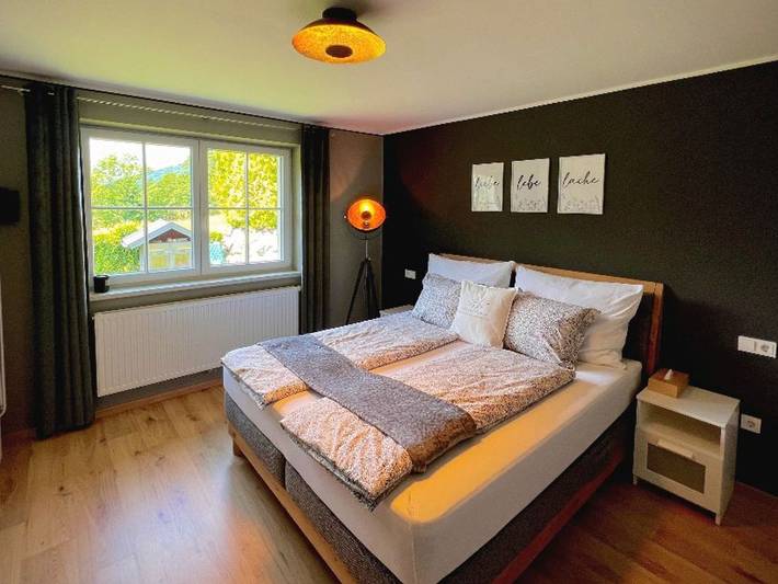 Ferienwohnung für 6 Personen, mit Balkon und Terrasse sowie Garten und Seeblick in Unterach am Attersee - 4