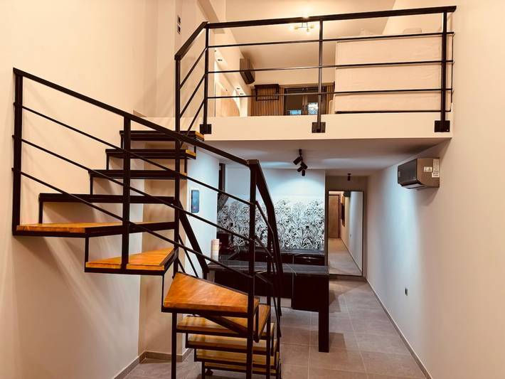 Apartamento entero, Loft  Athens 1 - 55m2 in Sección central de Atenas, Atenas