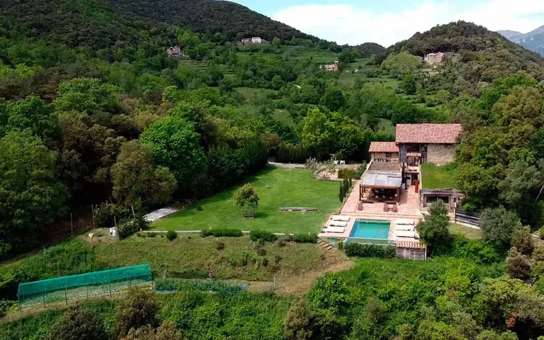 Casa rural para 2 personas, con piscina y jardín además de terraza y vistas - 1