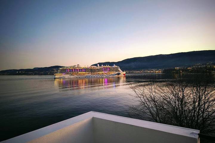 Vacation rental for 12 people in Bergen