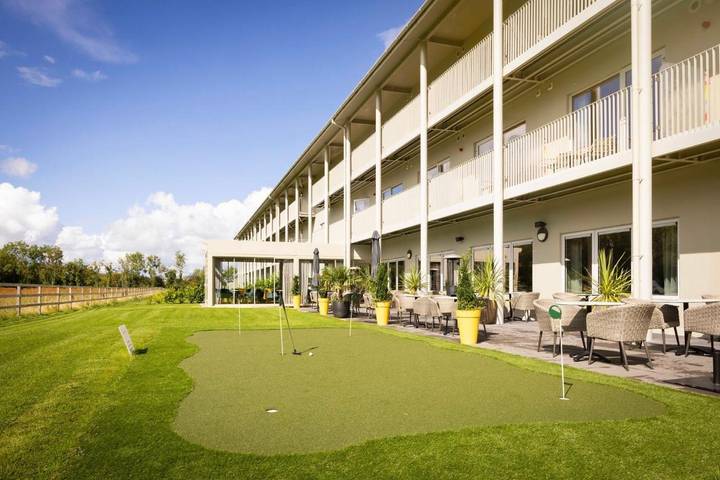 Hotel für 2 Personen, mit Balkon und Terrasse sowie Whirlpool und Sauna