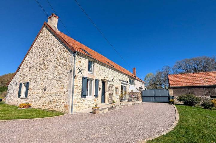 Gîte pour 6 personnes, avec jardin