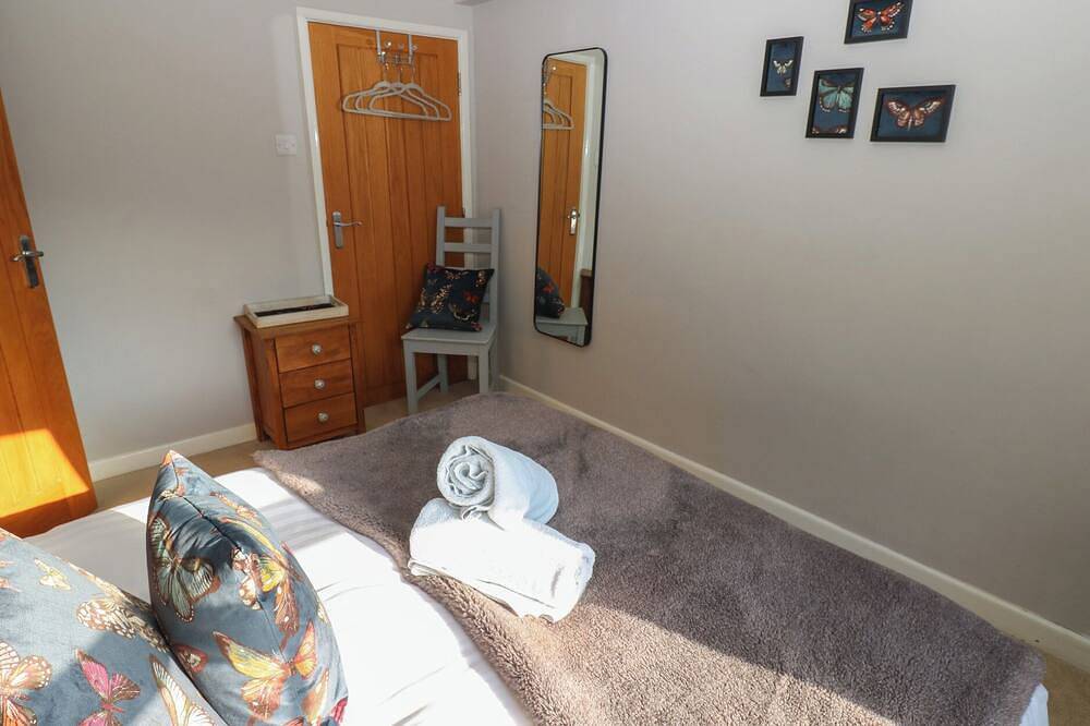 Hillside View, pet friendly, with open fire in Hawes in Hawes, Yorkshire Dales National Park